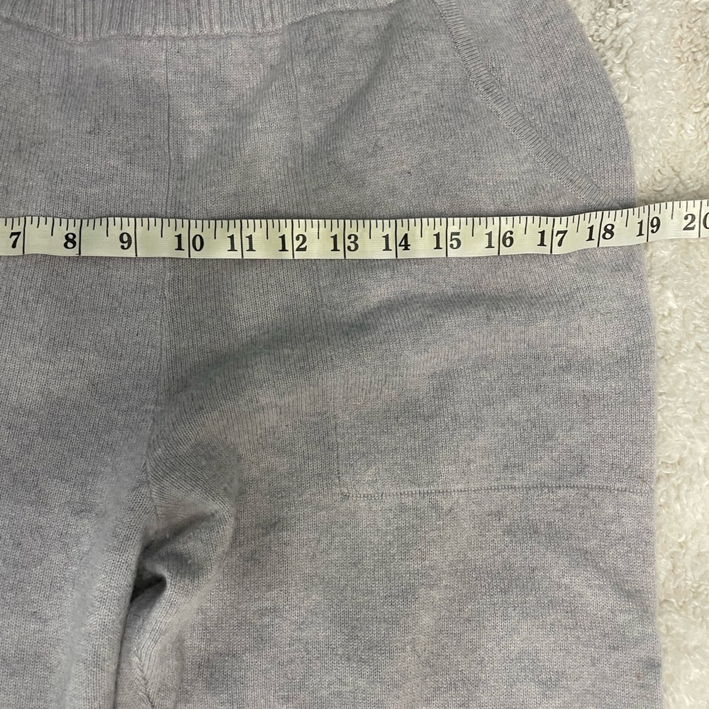 Eddie Bauer 100% cashmere Cozy Gray Hoodie and Jogger Set - Picture 13 of 16